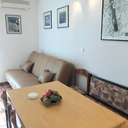 Apartment Baska * バスカ
